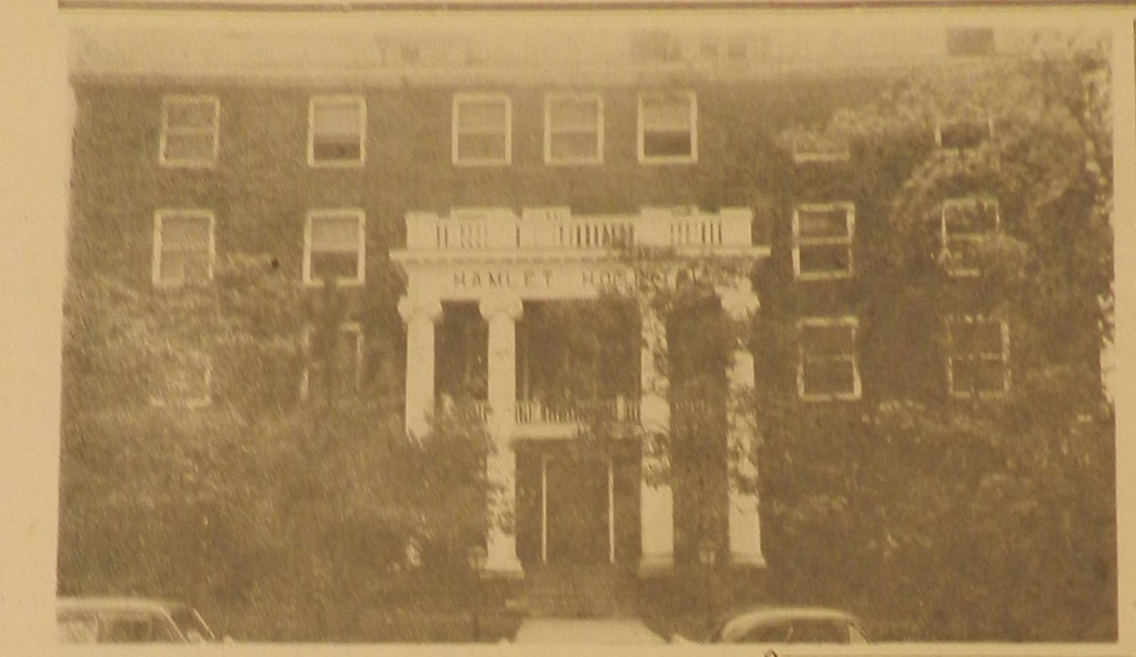 1947 Hamlet Hospital 32 years of growth.jpg