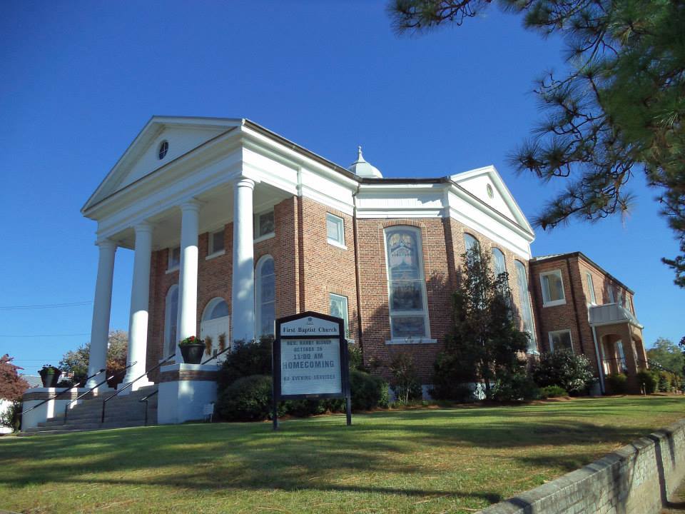 FIRST BAPTIST CHURCH OF HAMLET, N.C..jpg