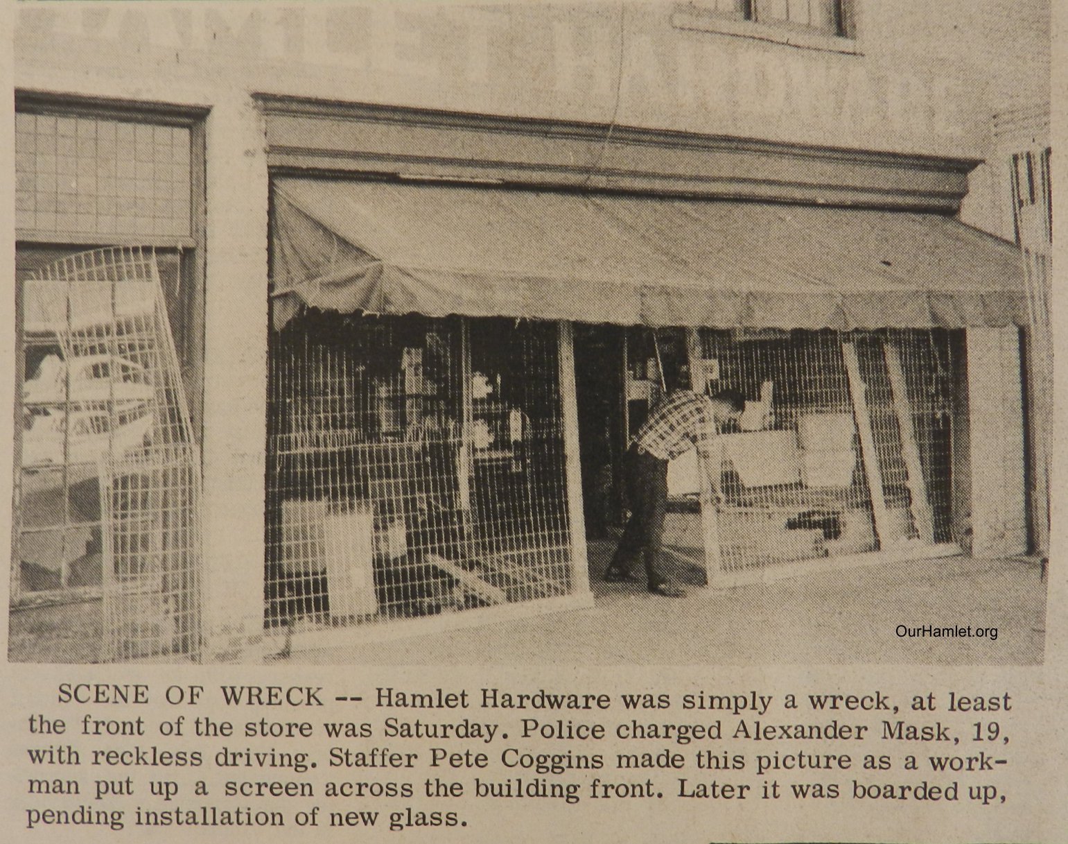 1968 Hamlet Hardware wreck OH.jpg