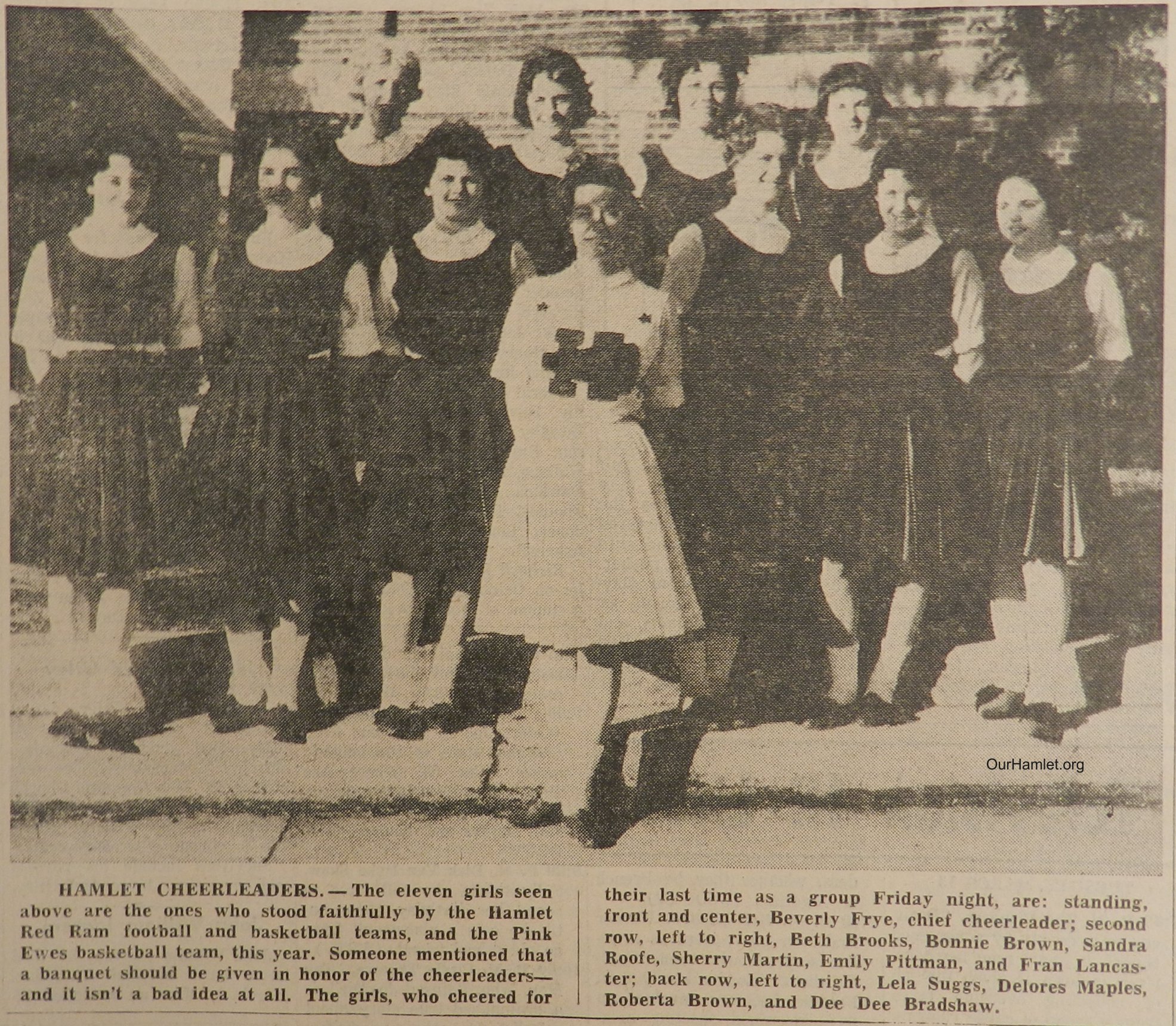1962 HHS Cheerleaders OH.jpg
